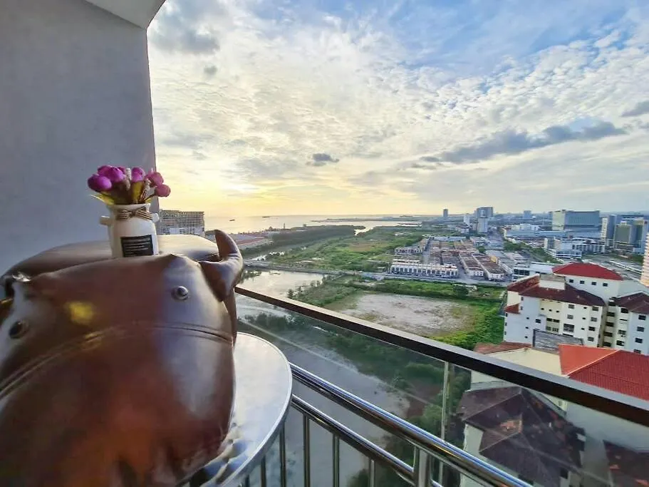Sweetlavenderlovely#Seaview#Privatebathtub#Netflix#Freeparking#Onehall&Oneroomwithbalconys#Imperioresidence 말라카 아파트