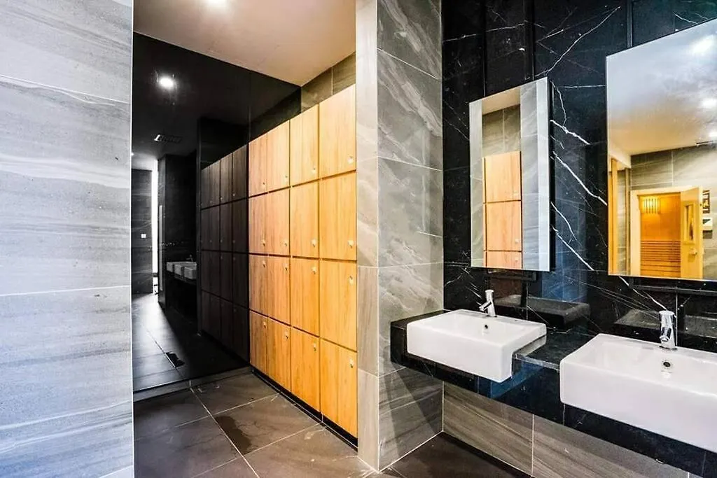 Sweetlavenderlovely#Seaview#Privatebathtub#Netflix#Freeparking#Onehall&Oneroomwithbalconys#Imperioresidence 말라카