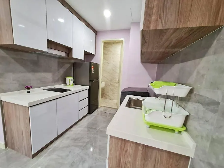아파트 Sweetlavenderlovely#Seaview#Privatebathtub#Netflix#Freeparking#Onehall&Oneroomwithbalconys#Imperioresidence 말라카